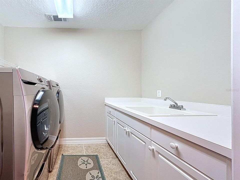 待售: $849,900 (3 贝兹, 3 浴室, 2400 平方英尺)