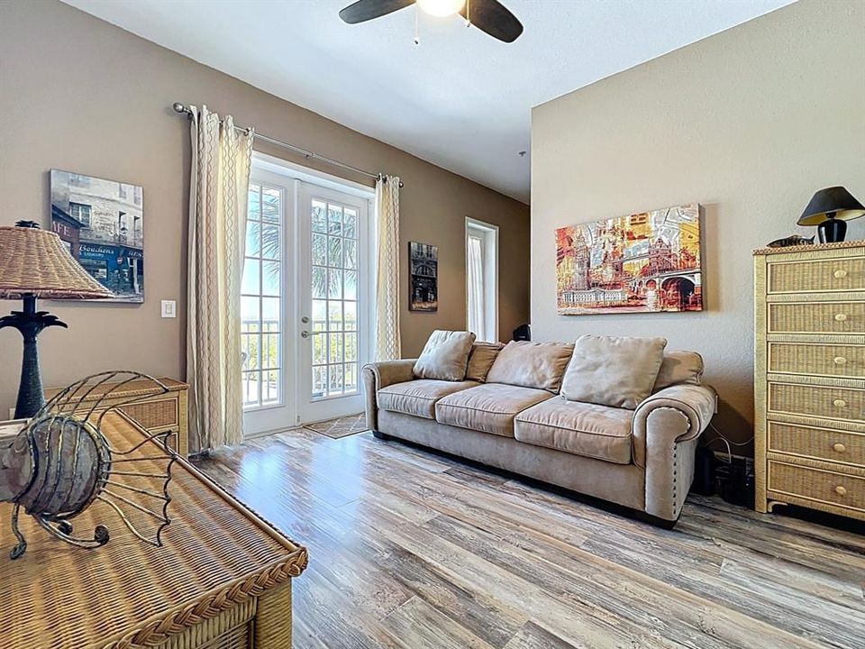 待售: $849,900 (3 贝兹, 3 浴室, 2400 平方英尺)