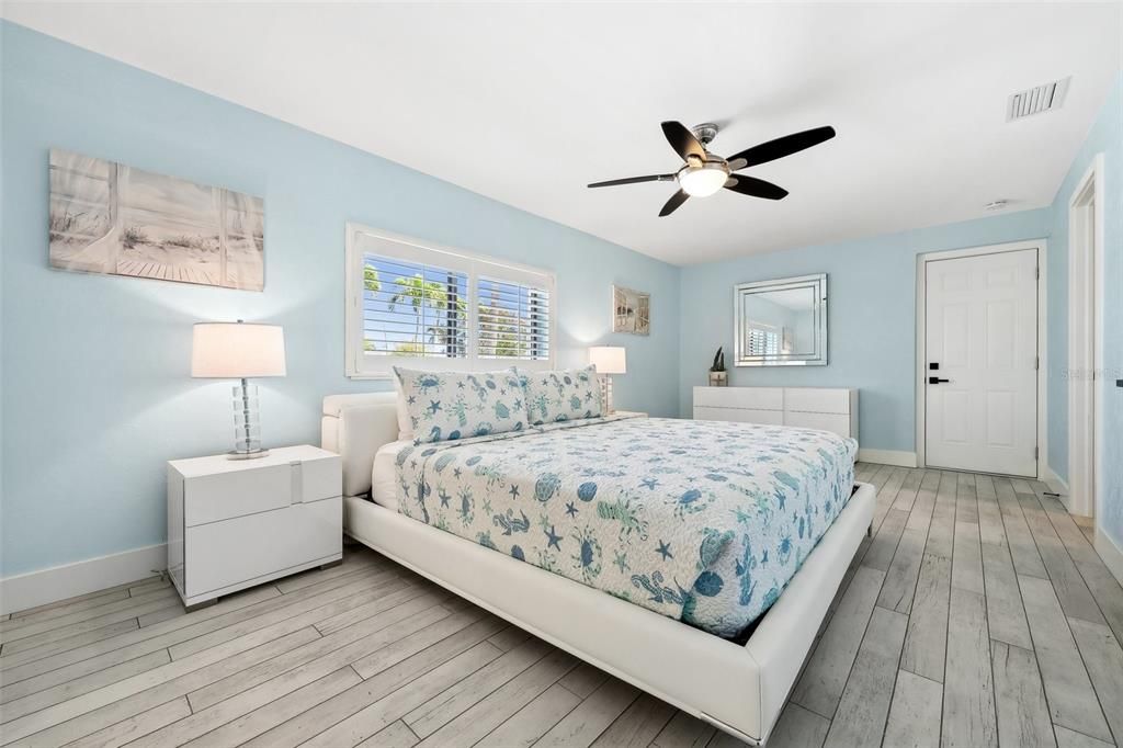 For Sale: $1,375,000 (4 beds, 3 baths, 2071 Square Feet)