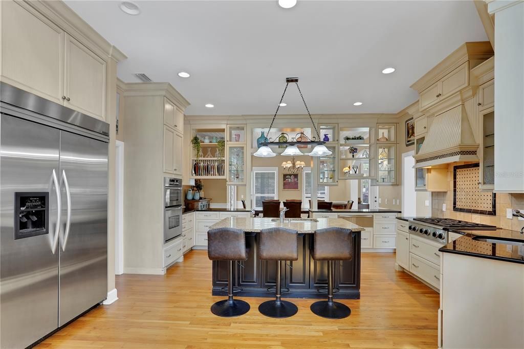 待售: $1,550,000 (5 贝兹, 4 浴室, 5360 平方英尺)