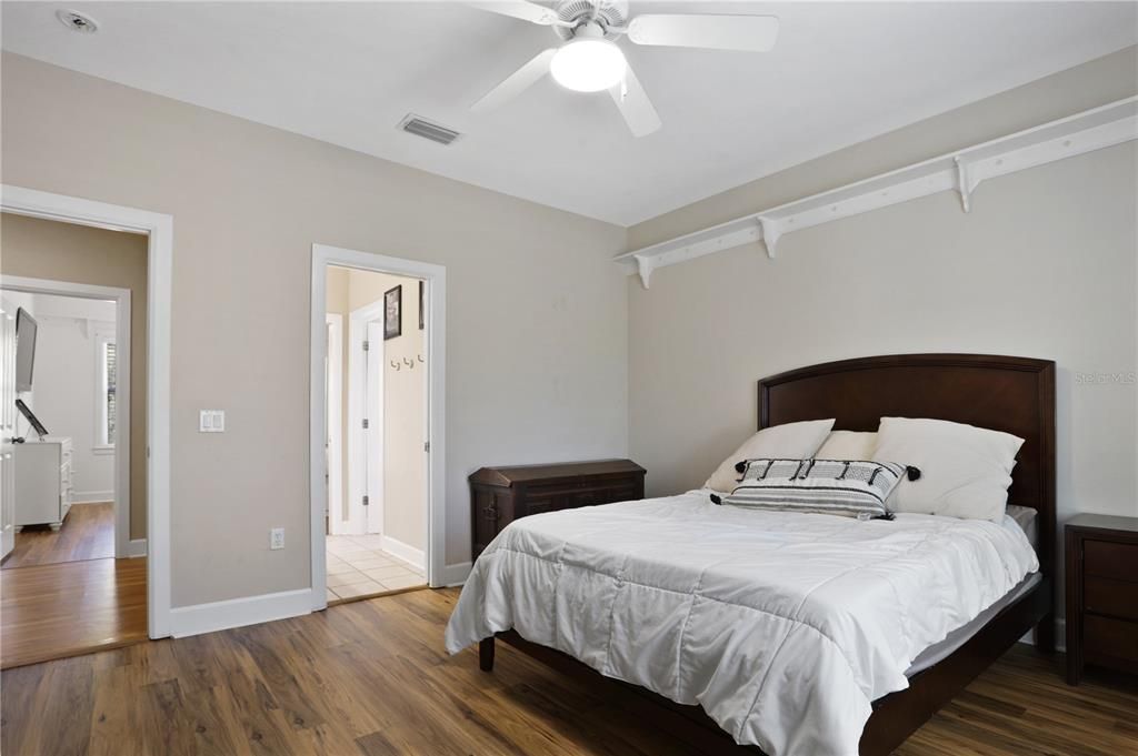 待售: $1,550,000 (5 贝兹, 4 浴室, 5360 平方英尺)