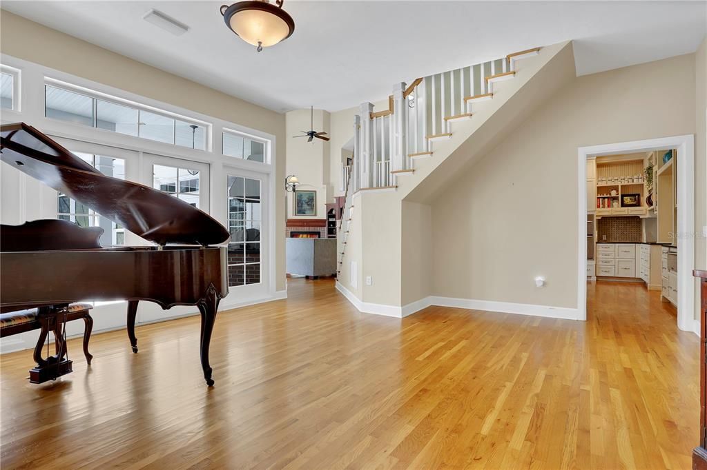 待售: $1,550,000 (5 贝兹, 4 浴室, 5360 平方英尺)