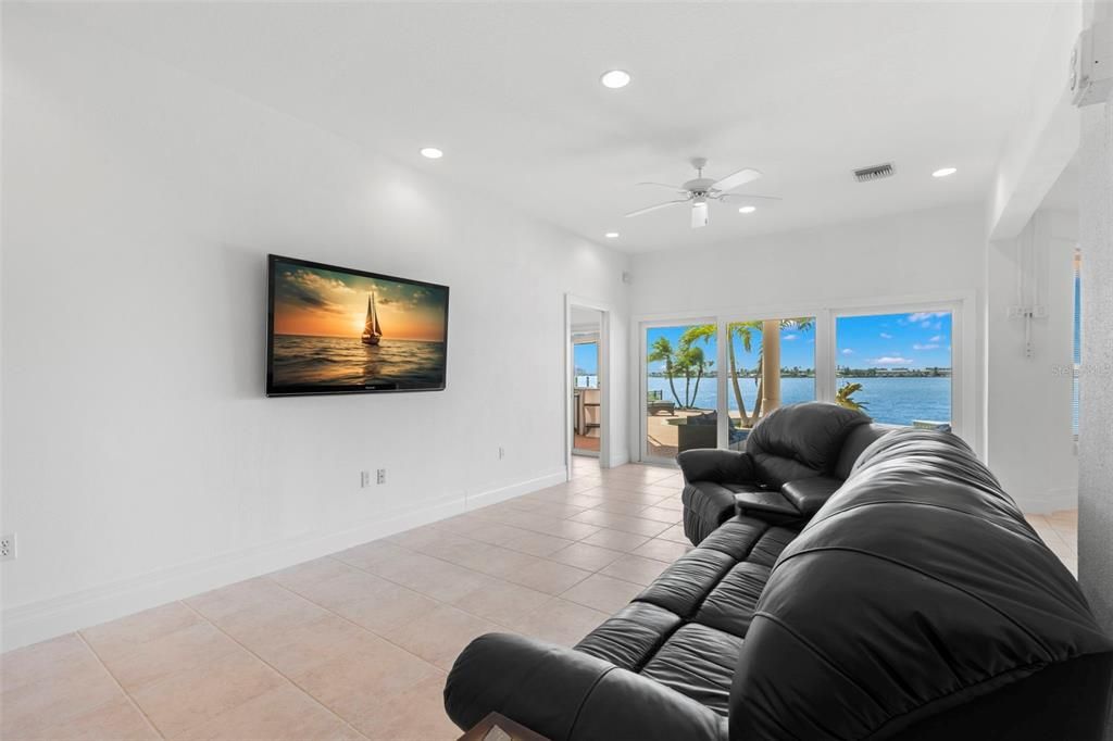 For Sale: $3,750,000 (4 beds, 4 baths, 5254 Square Feet)