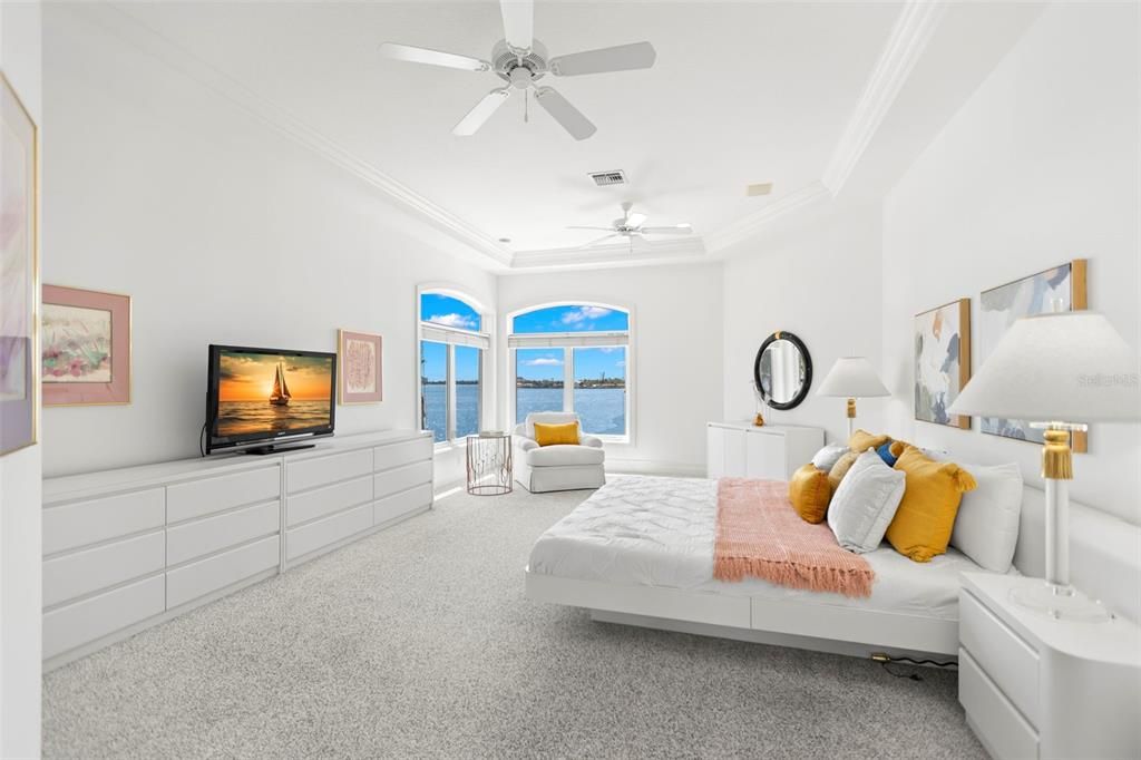 For Sale: $3,750,000 (4 beds, 4 baths, 5254 Square Feet)