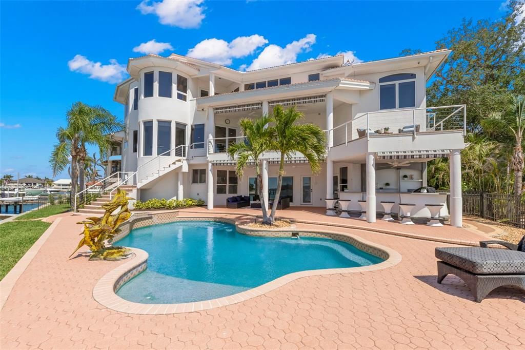 For Sale: $3,750,000 (4 beds, 4 baths, 5254 Square Feet)