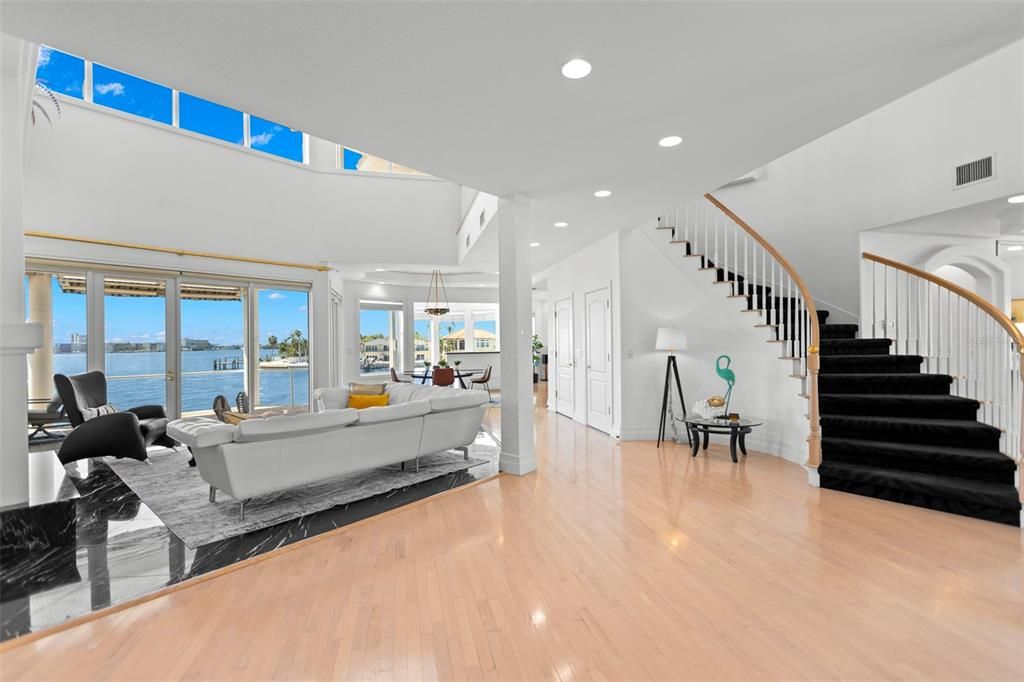 For Sale: $3,750,000 (4 beds, 4 baths, 5254 Square Feet)