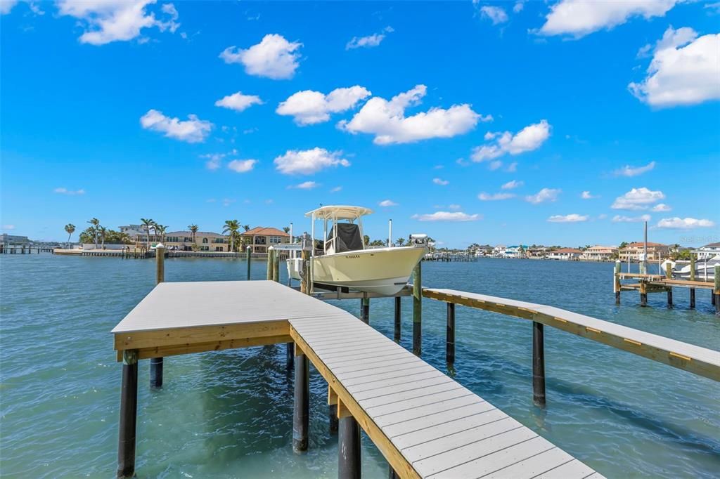 For Sale: $3,750,000 (4 beds, 4 baths, 5254 Square Feet)