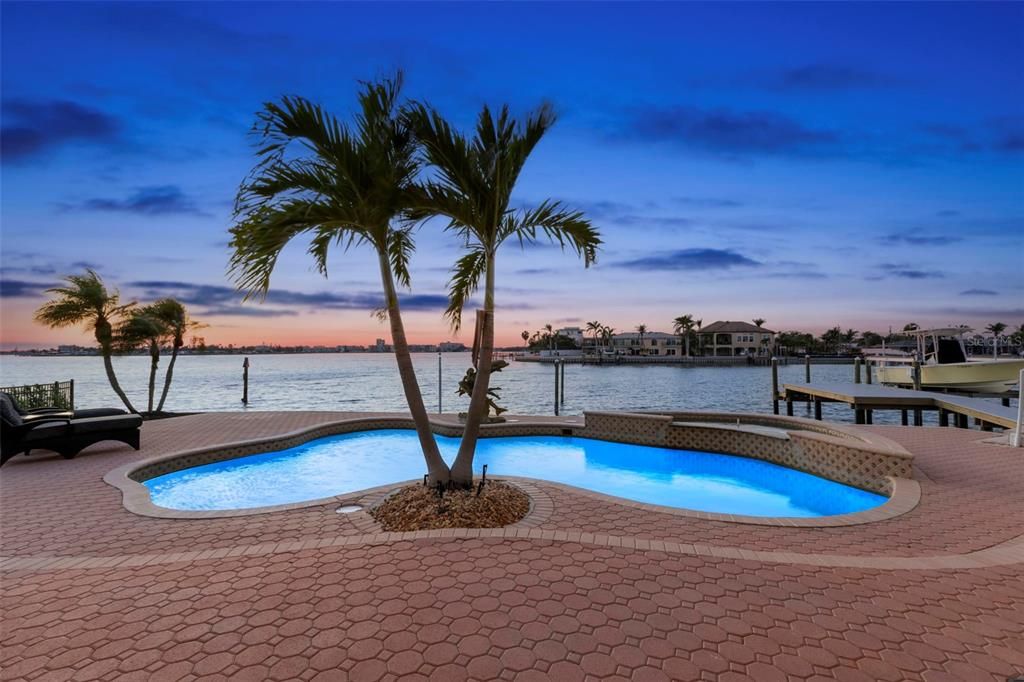 For Sale: $3,750,000 (4 beds, 4 baths, 5254 Square Feet)