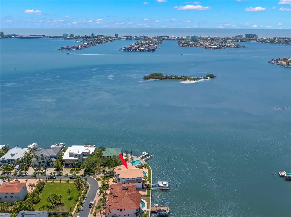 For Sale: $3,750,000 (4 beds, 4 baths, 5254 Square Feet)