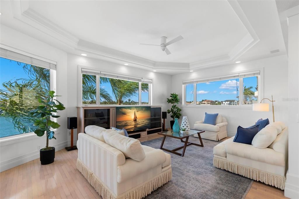 For Sale: $3,750,000 (4 beds, 4 baths, 5254 Square Feet)