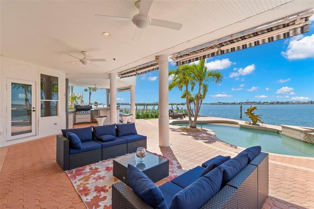 For Sale: $3,750,000 (4 beds, 4 baths, 5254 Square Feet)