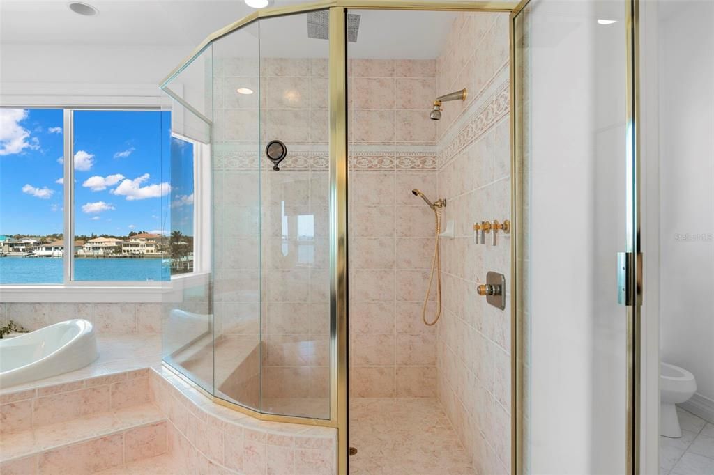 For Sale: $3,750,000 (4 beds, 4 baths, 5254 Square Feet)