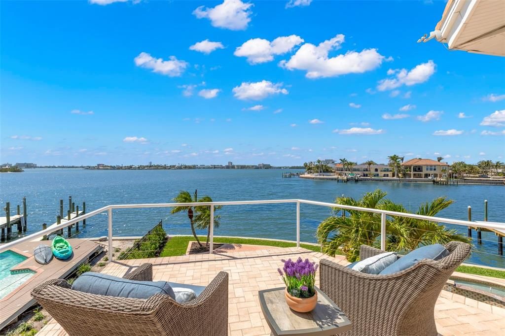 For Sale: $3,750,000 (4 beds, 4 baths, 5254 Square Feet)