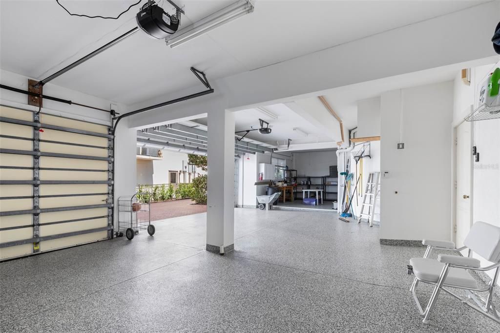 For Sale: $3,750,000 (4 beds, 4 baths, 5254 Square Feet)