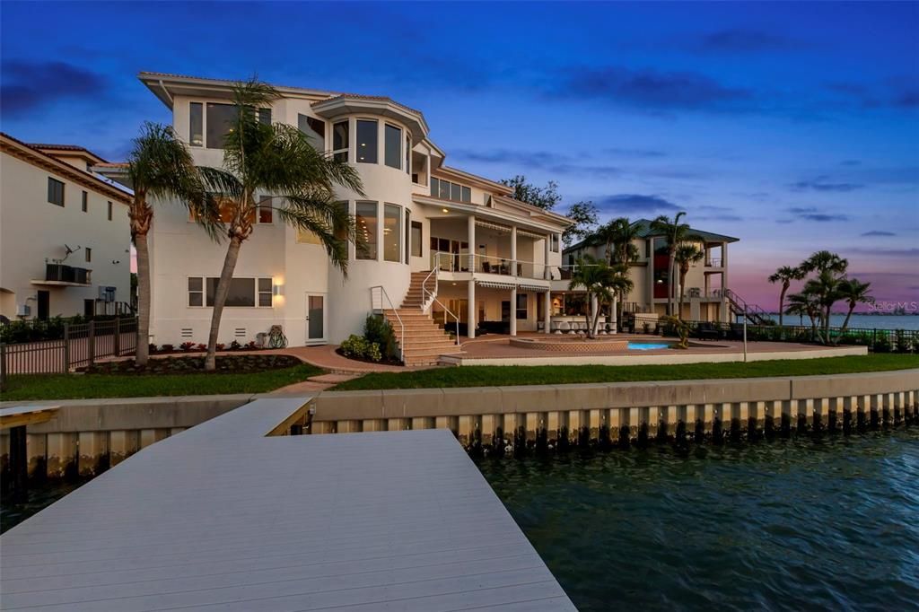 For Sale: $3,750,000 (4 beds, 4 baths, 5254 Square Feet)