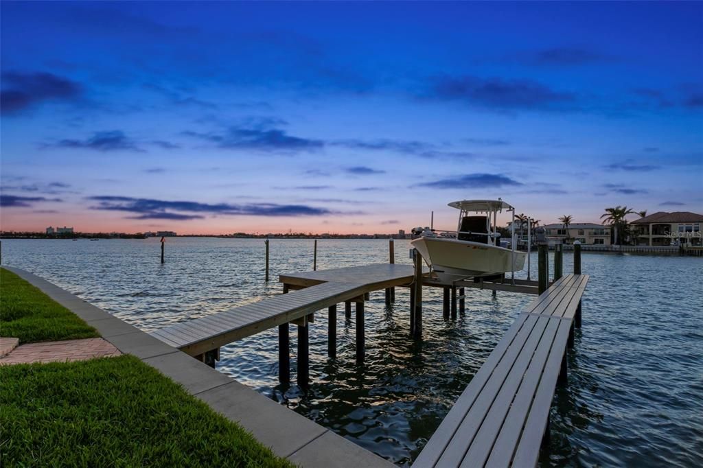 For Sale: $3,750,000 (4 beds, 4 baths, 5254 Square Feet)