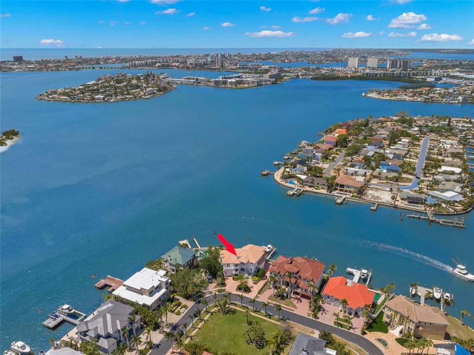 For Sale: $3,750,000 (4 beds, 4 baths, 5254 Square Feet)