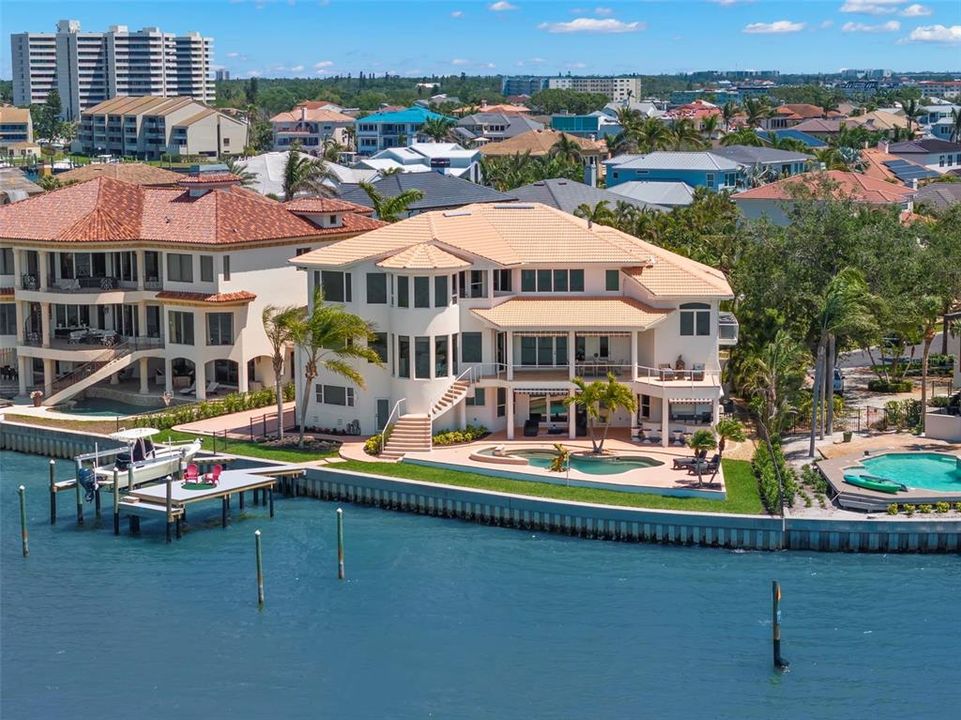 For Sale: $3,750,000 (4 beds, 4 baths, 5254 Square Feet)