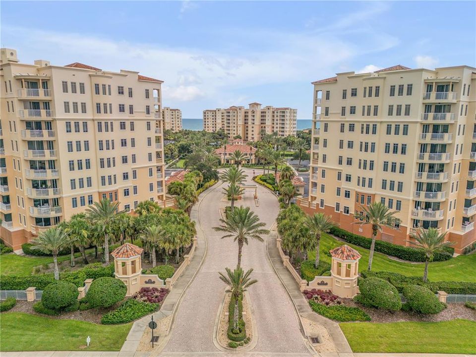 En Venta: $1,749,000 (4 camas, 3 baños, 2610 Pies cuadrados)