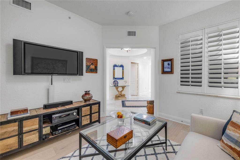 En Venta: $1,749,000 (4 camas, 3 baños, 2610 Pies cuadrados)