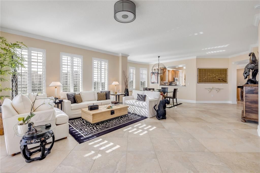 En Venta: $1,749,000 (4 camas, 3 baños, 2610 Pies cuadrados)