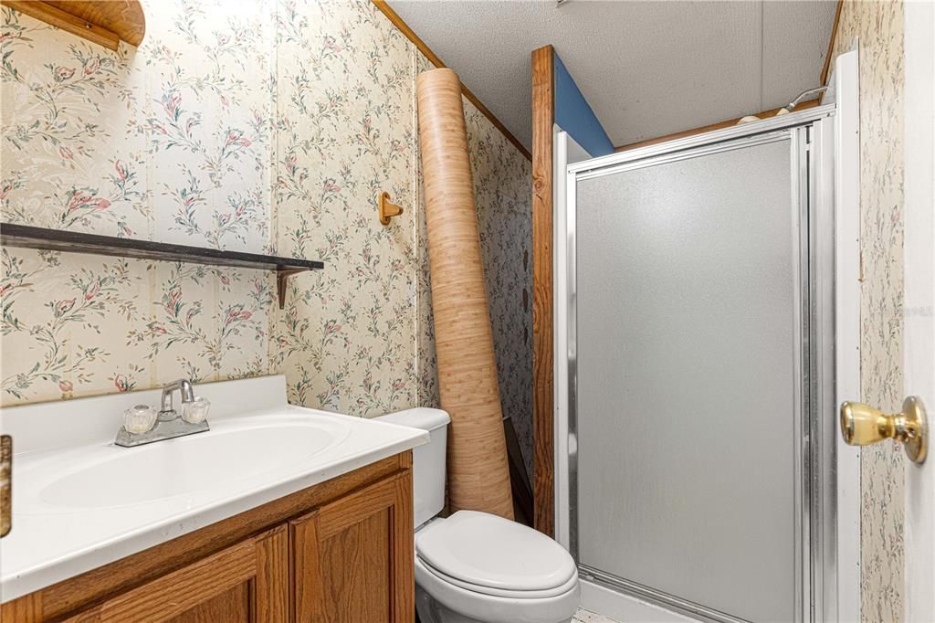 待售: $115,000 (2 贝兹, 1 浴室, 784 平方英尺)