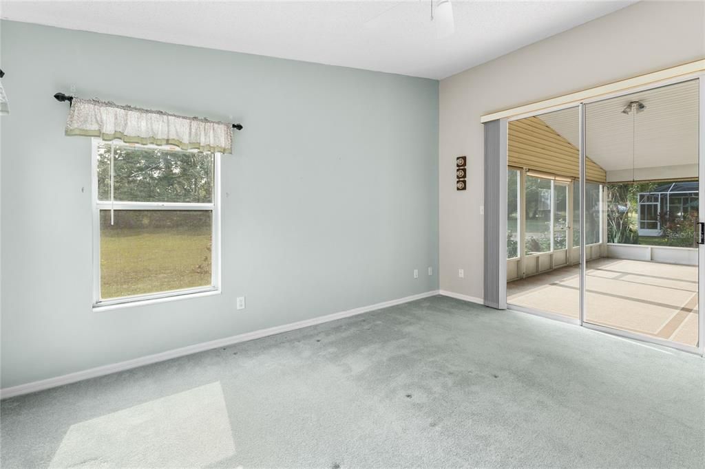 For Sale: $250,000 (3 beds, 2 baths, 1469 Square Feet)