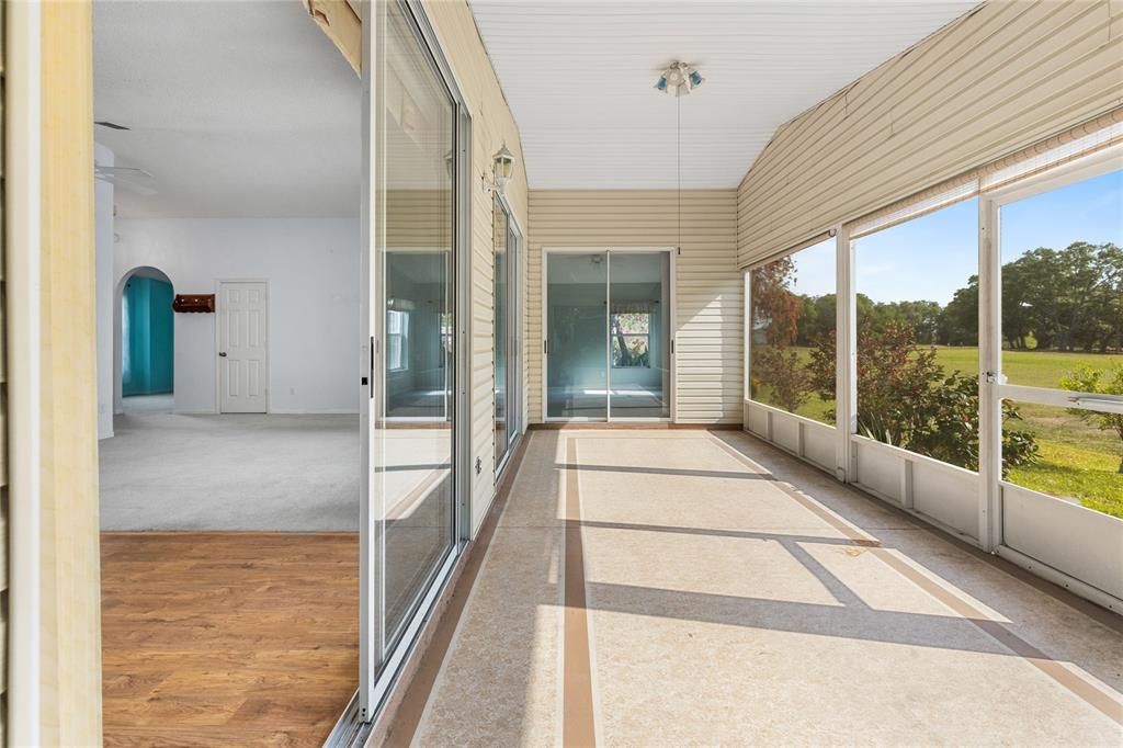 For Sale: $250,000 (3 beds, 2 baths, 1469 Square Feet)