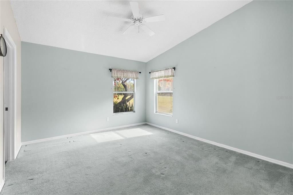 For Sale: $250,000 (3 beds, 2 baths, 1469 Square Feet)