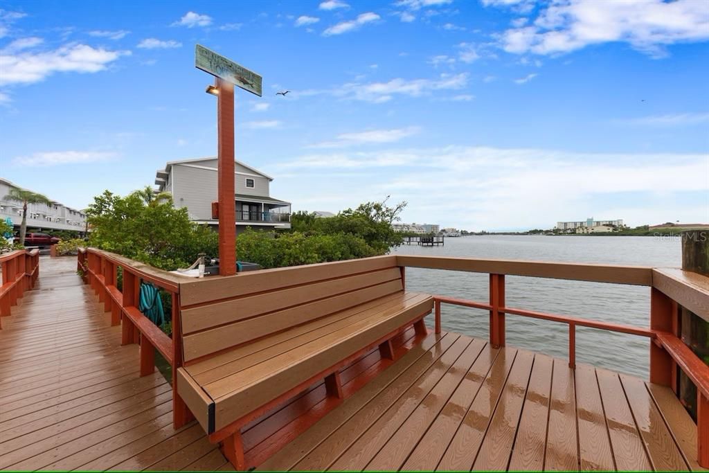 For Sale: $535,000 (2 beds, 2 baths, 1225 Square Feet)