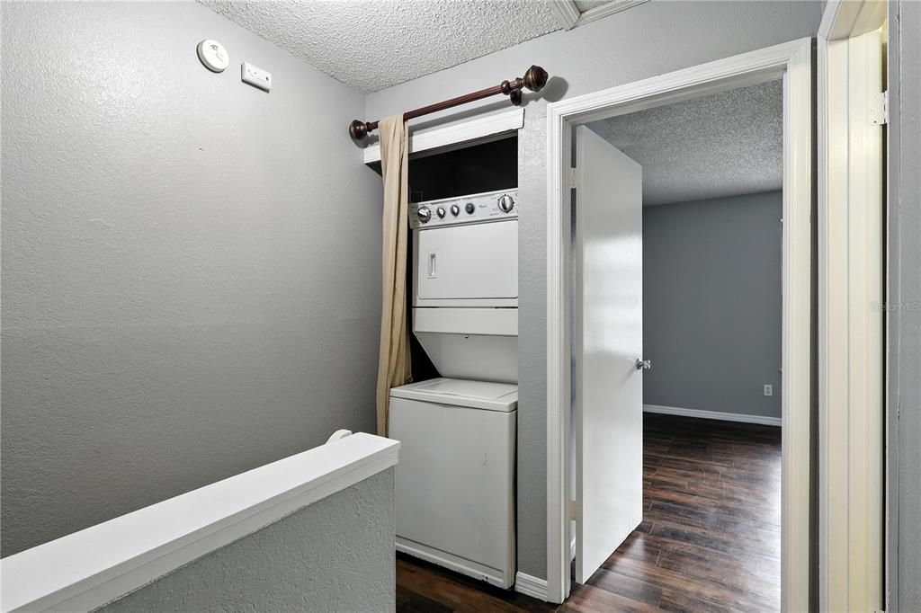 For Sale: $249,000 (2 beds, 2 baths, 1088 Square Feet)