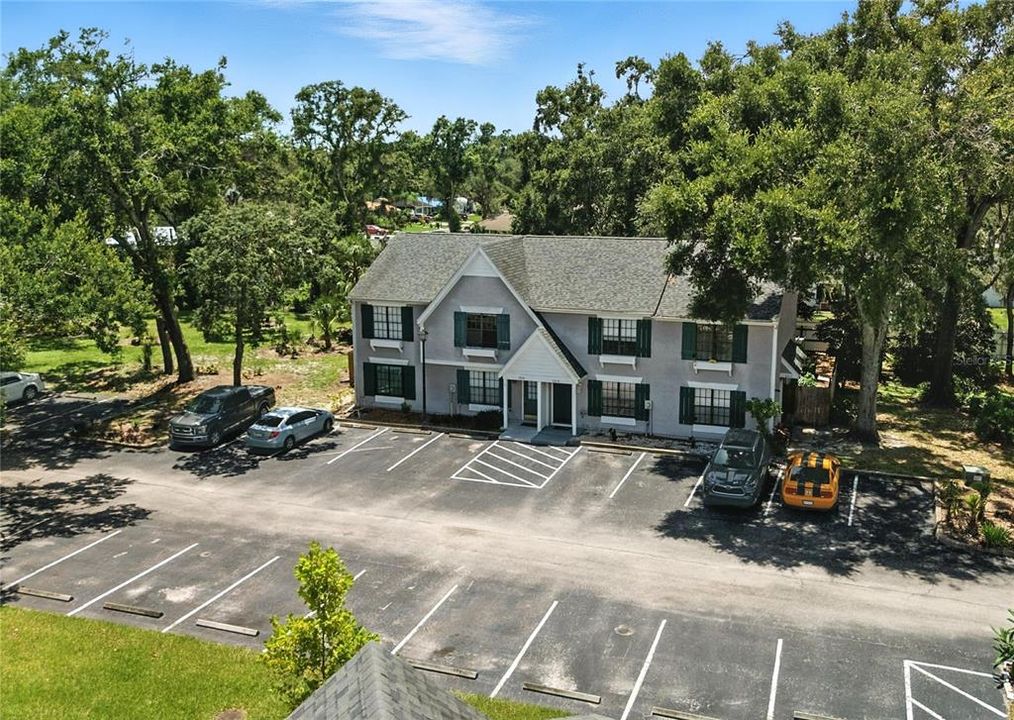 For Sale: $249,000 (2 beds, 2 baths, 1088 Square Feet)