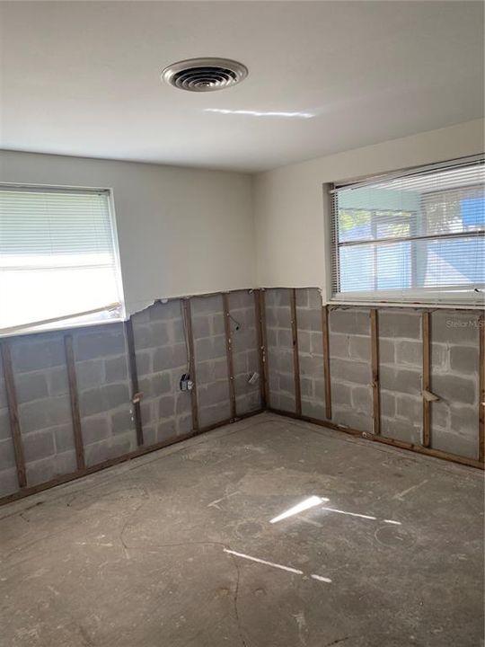 Activo con contrato: $199,000 (2 camas, 1 baños, 816 Pies cuadrados)