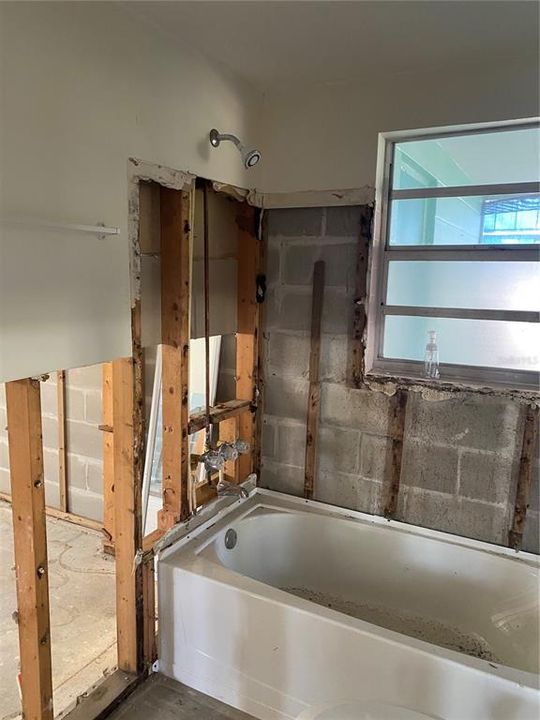 Activo con contrato: $199,000 (2 camas, 1 baños, 816 Pies cuadrados)