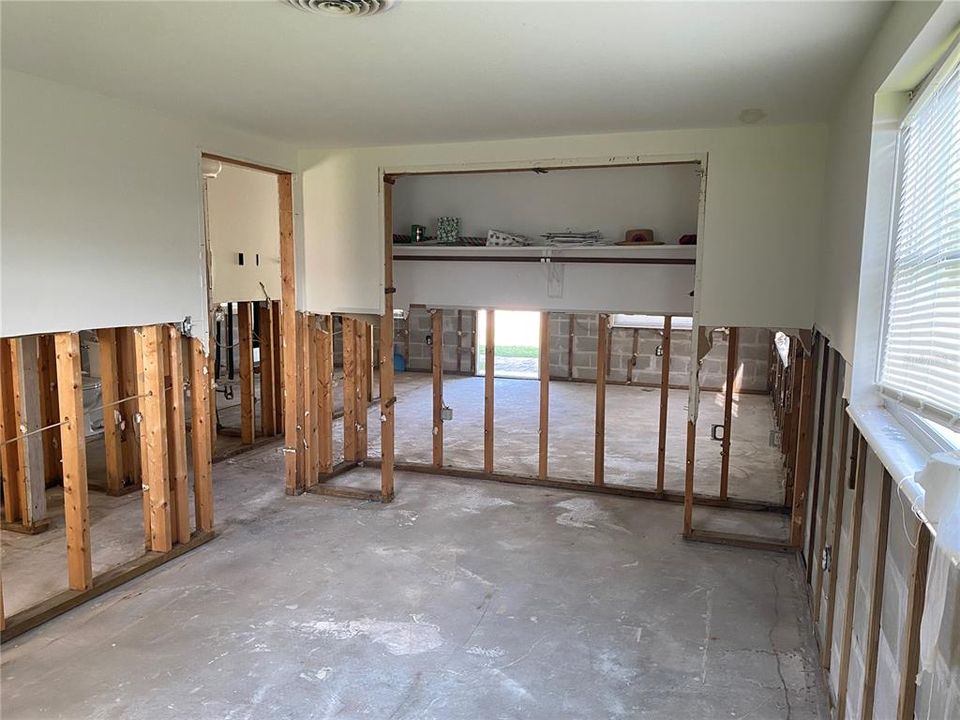 Activo con contrato: $199,000 (2 camas, 1 baños, 816 Pies cuadrados)