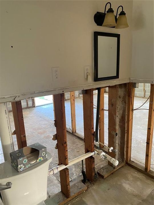 Activo con contrato: $199,000 (2 camas, 1 baños, 816 Pies cuadrados)