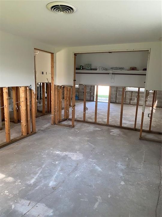 Activo con contrato: $199,000 (2 camas, 1 baños, 816 Pies cuadrados)