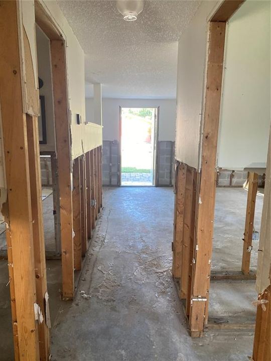 Activo con contrato: $199,000 (2 camas, 1 baños, 816 Pies cuadrados)