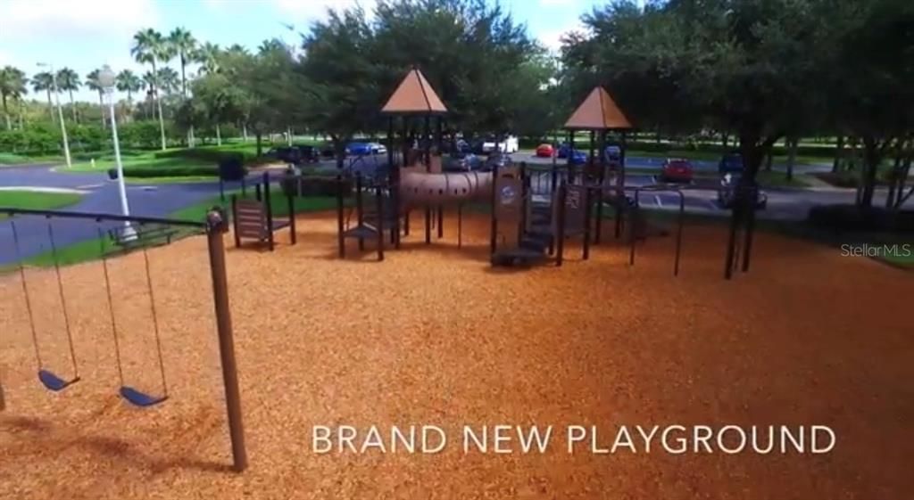 Recently Sold: $395,000 (3 beds, 2 baths, 1829 Square Feet)