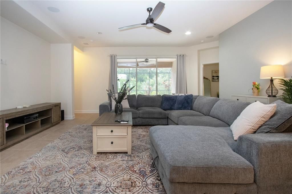 Active With Contract: $755,000 (4 beds, 3 baths, 2630 Square Feet)