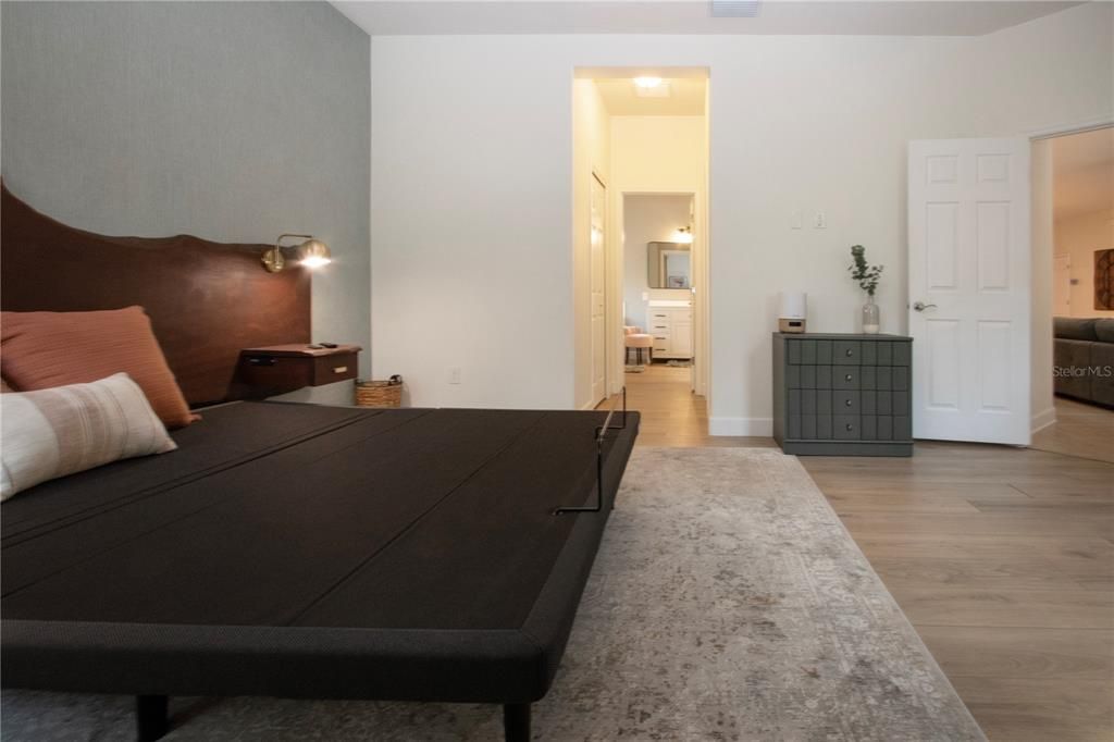 Active With Contract: $755,000 (4 beds, 3 baths, 2630 Square Feet)