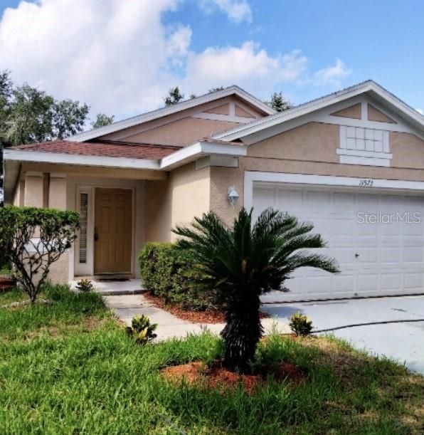 Recently Rented: $2,765 (3 beds, 2 baths, 1430 Square Feet)