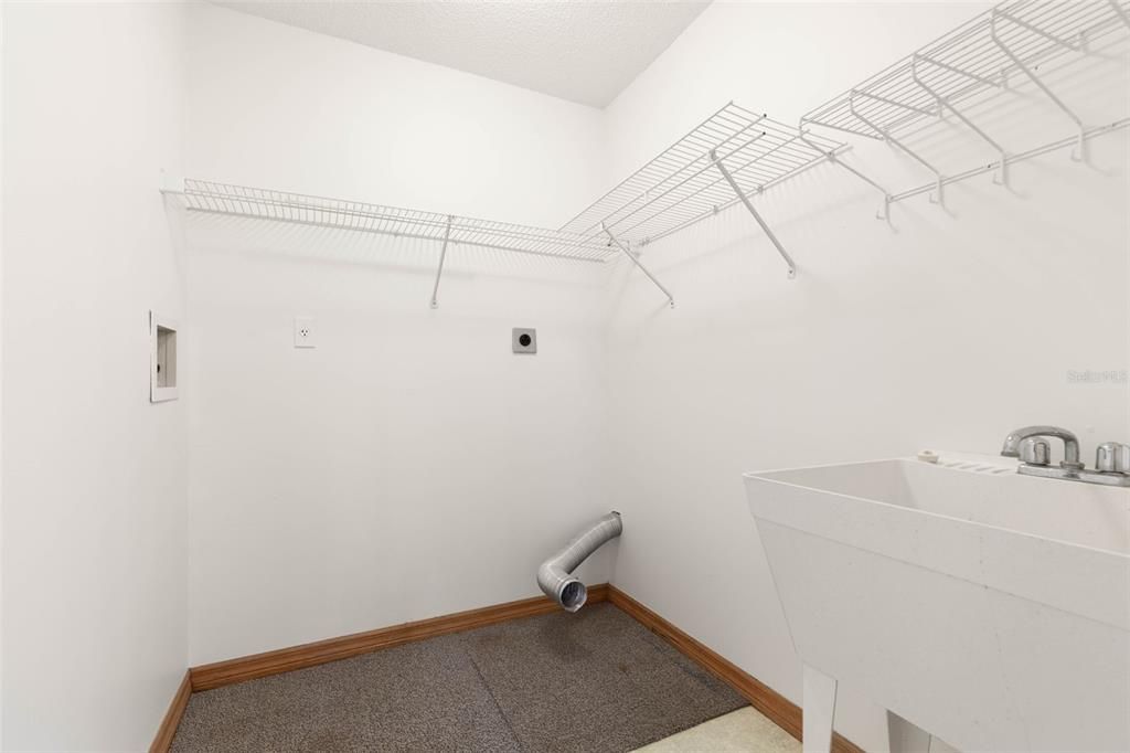 For Sale: $272,000 (3 beds, 2 baths, 1862 Square Feet)