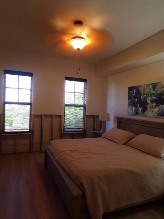 For Rent: $3,000 (3 beds, 2 baths, 1915 Square Feet)