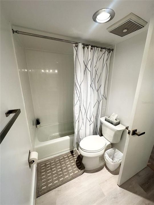 В аренду: $2,900 (2 спален, 2 ванн, 1390 Квадратных фут)