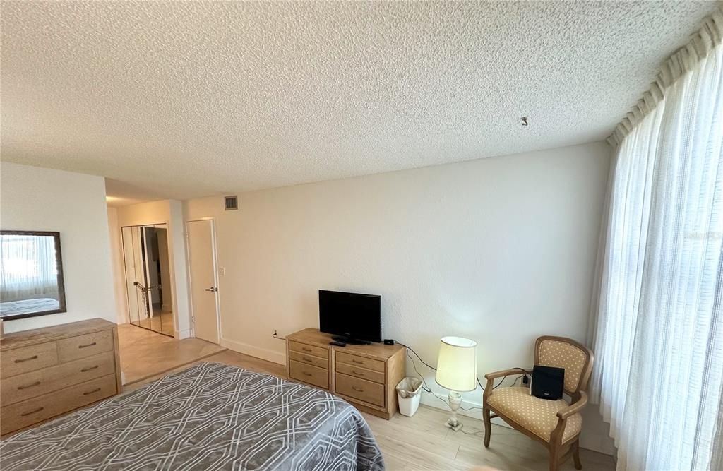 В аренду: $2,900 (2 спален, 2 ванн, 1390 Квадратных фут)