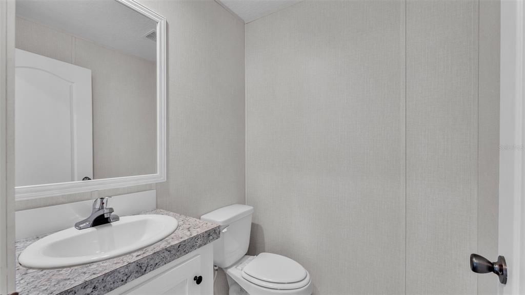 На продажу: $424,900 (4 спален, 2 ванн, 1474 Квадратных фут)