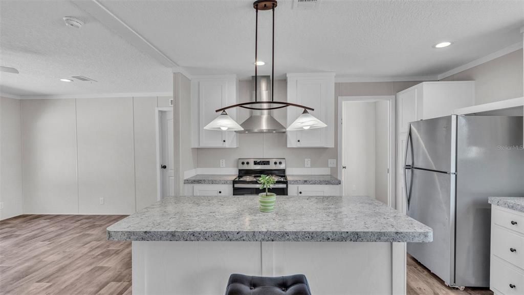 На продажу: $424,900 (4 спален, 2 ванн, 1474 Квадратных фут)