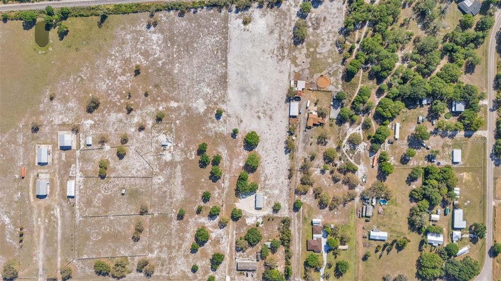 На продажу: $424,900 (4 спален, 2 ванн, 1474 Квадратных фут)