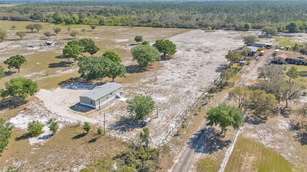 На продажу: $424,900 (4 спален, 2 ванн, 1474 Квадратных фут)